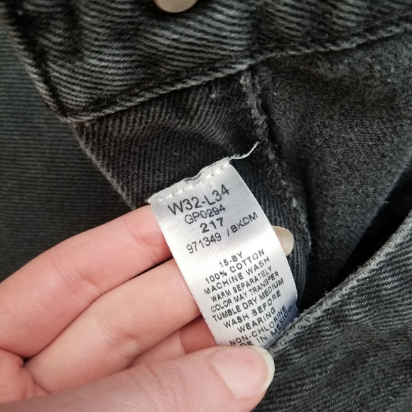 Mid - Rise Jeans - Picture 5 of 6